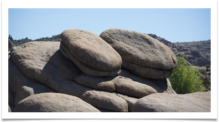 Hamburger Bun Rock